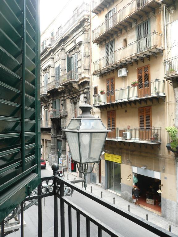 Persiane Al Cassaro Bed and Breakfast Palermo Exteriör bild